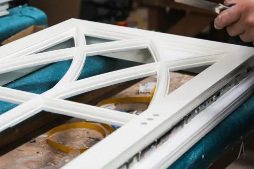 Big Country's Dreams Stay With It