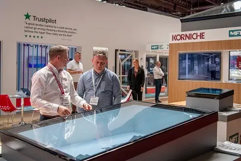 Flat Rooflight Joins Korniche 