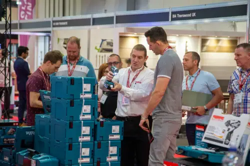 All Wrong On The Night - Expo Stand Pinched Before Big Show