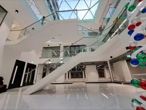 89 Panels Set In Stylish Stairway